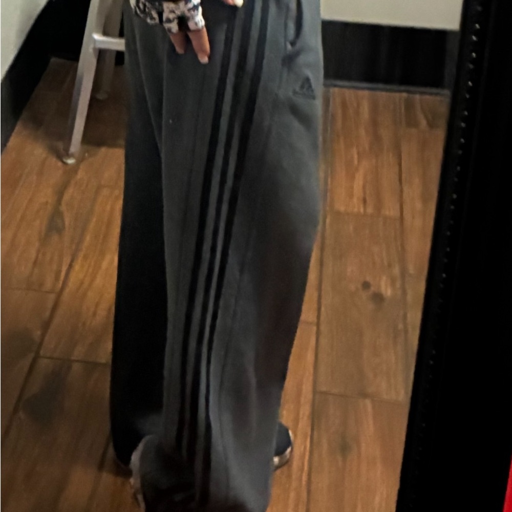 Adidas Men's Dark Gray Joggers